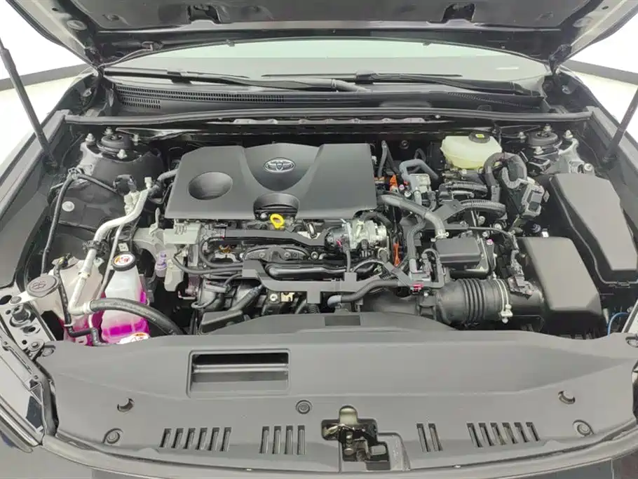Toyota Camry 2024 Hybrid 2.0HGVP Luxury Edition фото 10