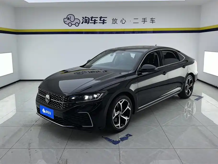 Volkswagen Passat 2023 Facelift 330TSI Starlight Elite Edition