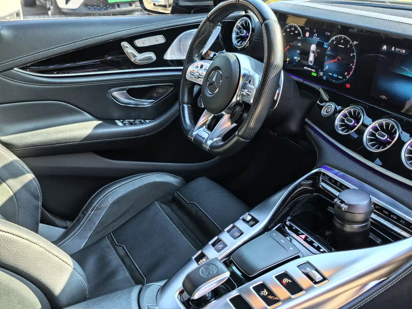 MERCEDES-BENZ AMG GT