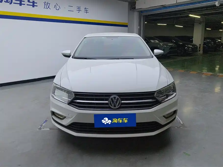 Volkswagen Bora 2018 1.5L Automatic Fashion фото 2
