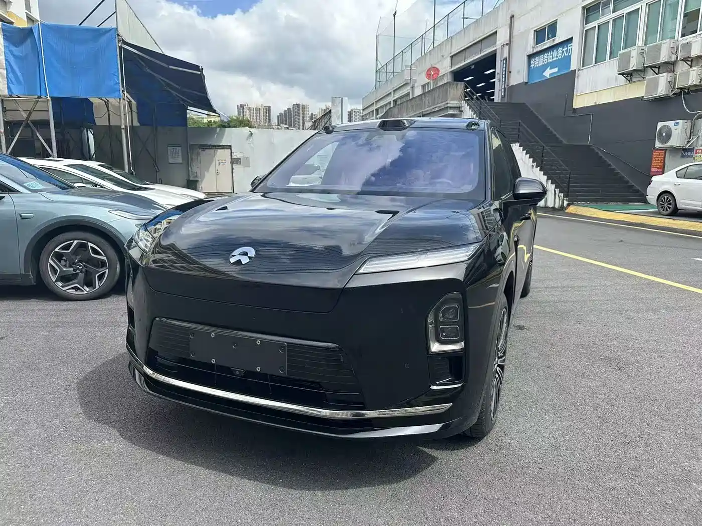 NIO ES8 2026 2025 Model 6-Seat Executive Luxury Edition