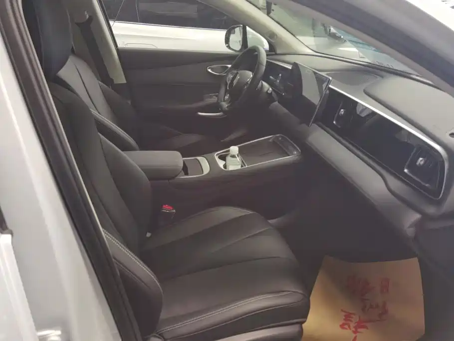 BYD Hai Shi 05 EV 2026 2025 520KM Smart Navigation Edition