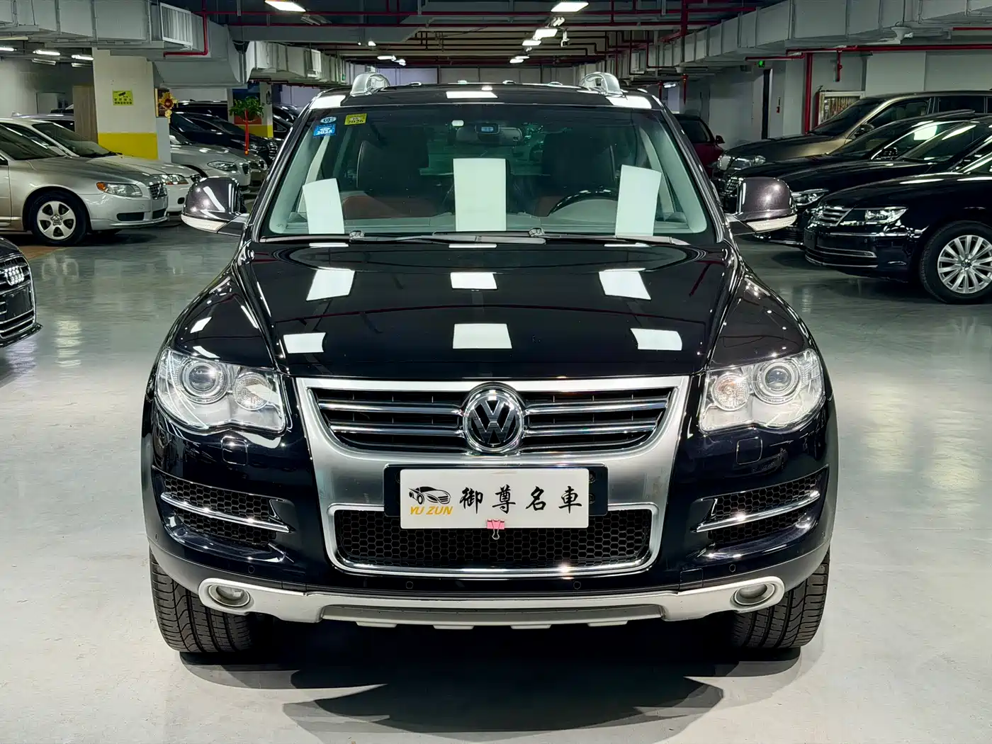 Volkswagen Touareg 2008 6.0 W12 Top Model фото 2