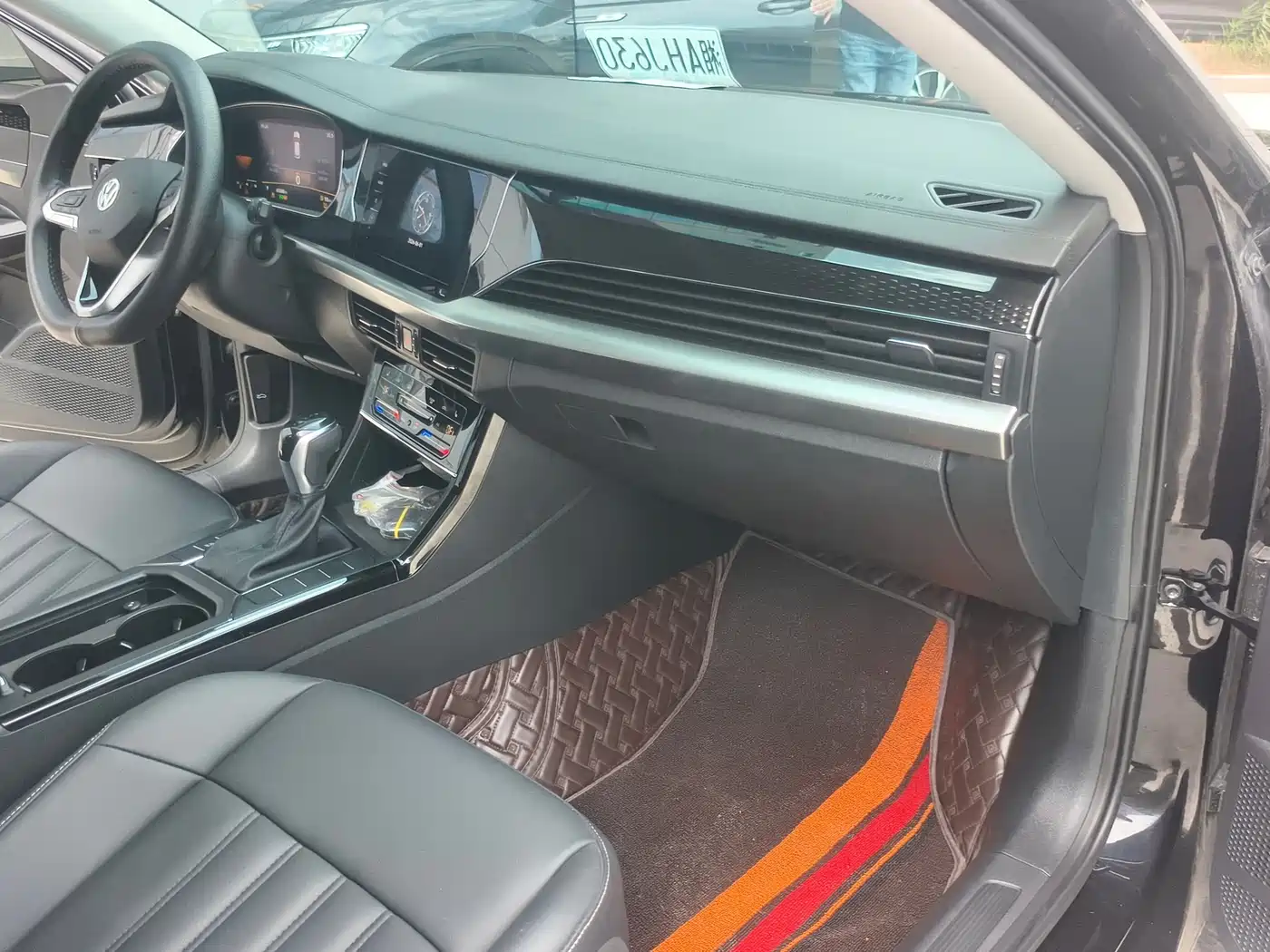 Volkswagen Passat 2022 280TSI Business Edition фото 10