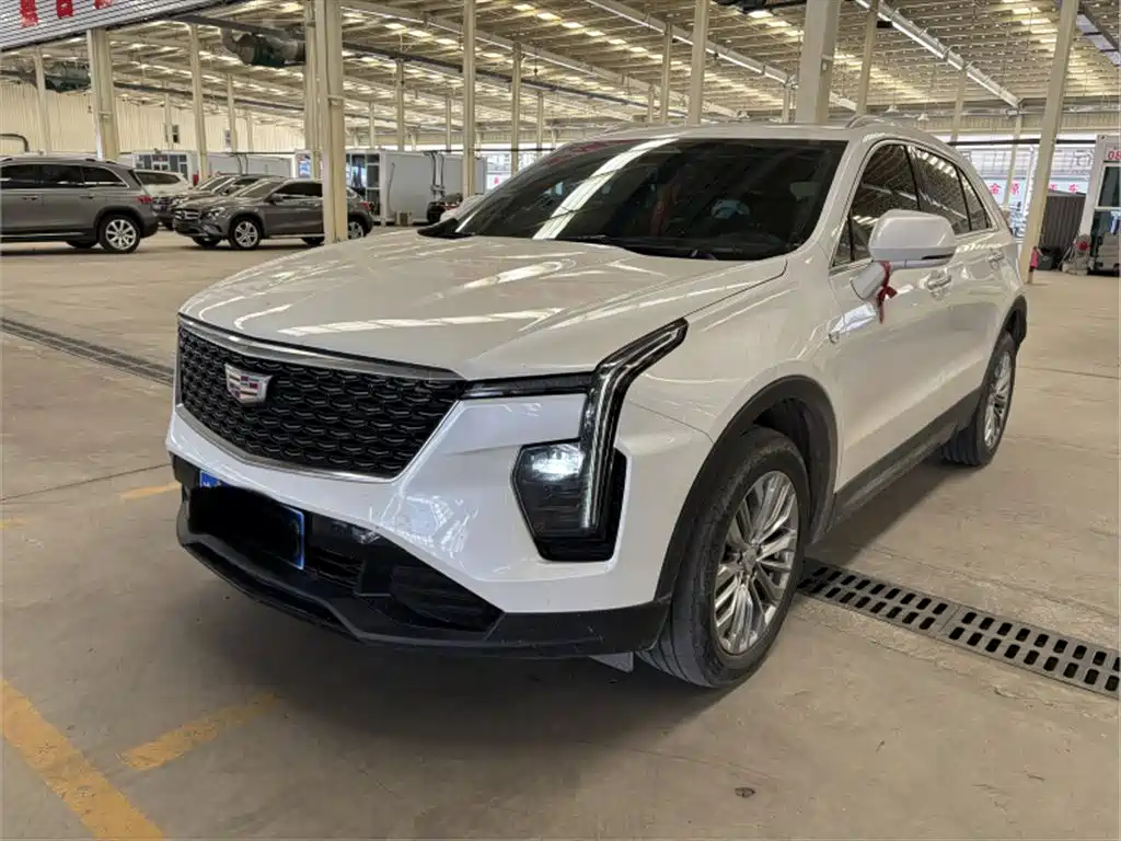 Photo 1 - Cadillac XT4