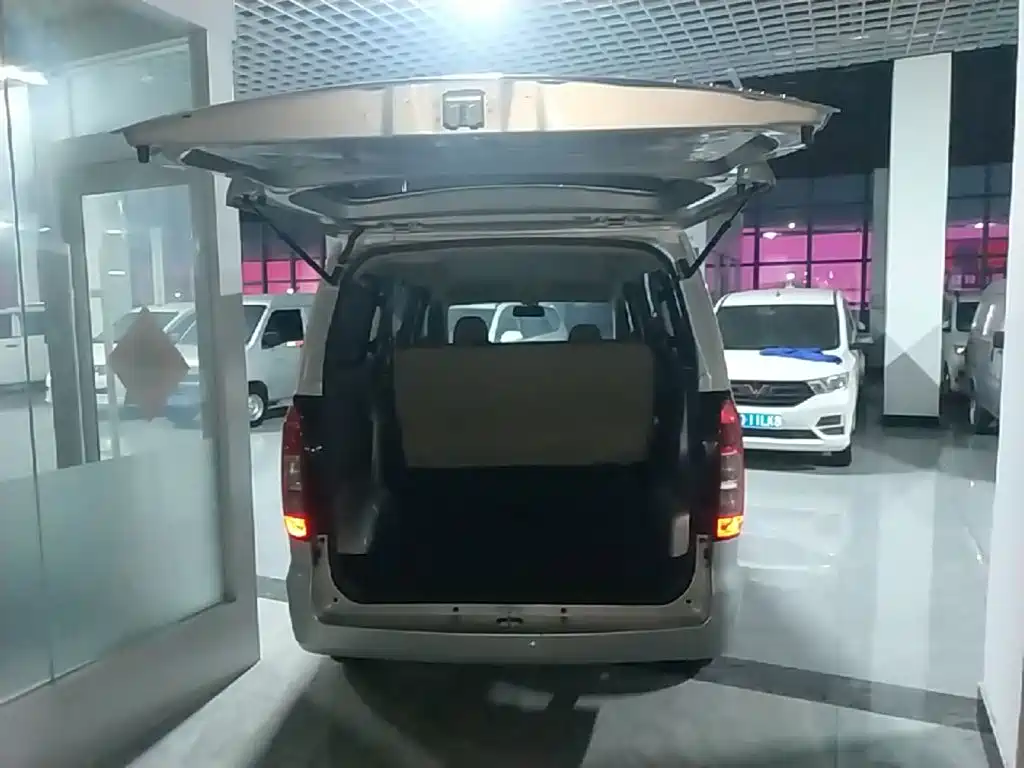 Wuling Motors Wuling Hongguang V 2026 2022 1.5L Power Take Edition Electric Power Steering LAR
