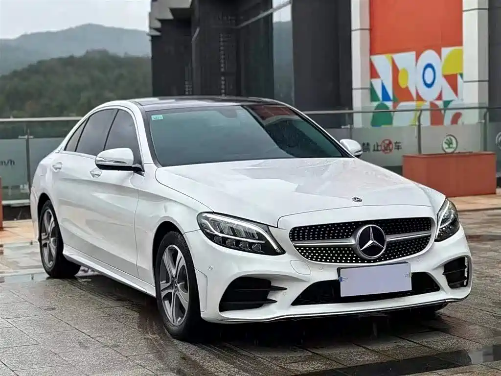 Mercedes-Benz C-Class 2019 C 260 L Sport фото 2