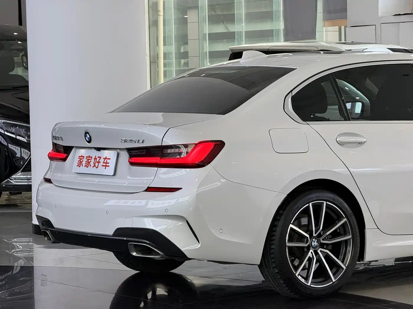 BMW 3 Series 2020 325Li M Sport Package фото 16