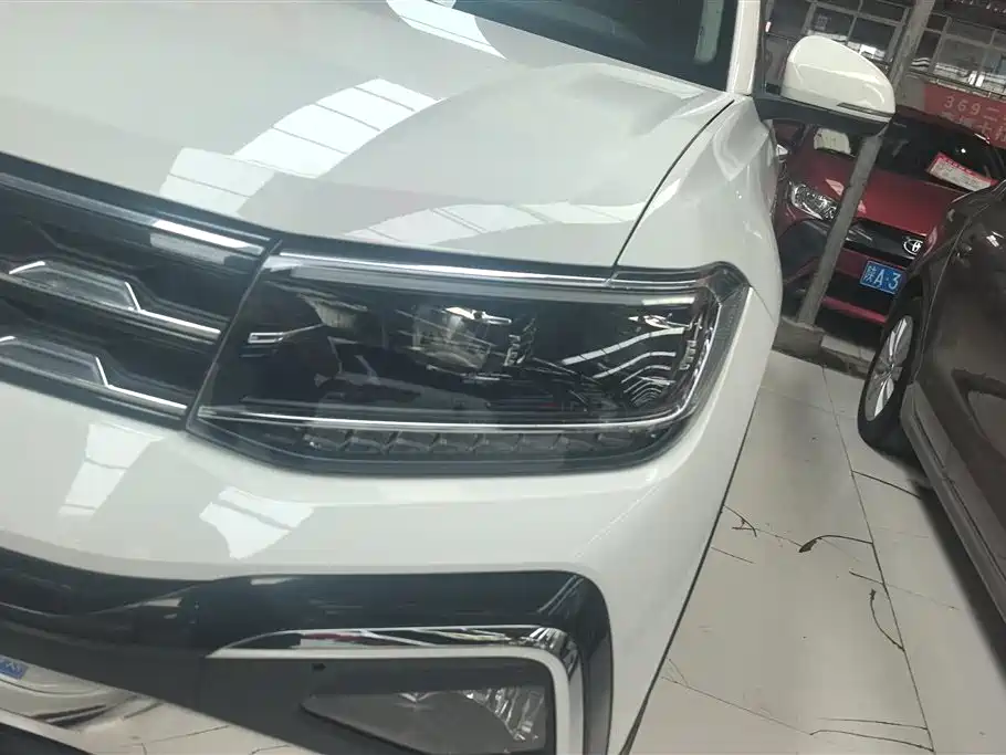 Volkswagen T-Cross 2019 280TSI DSG Luxury Edition фото 5