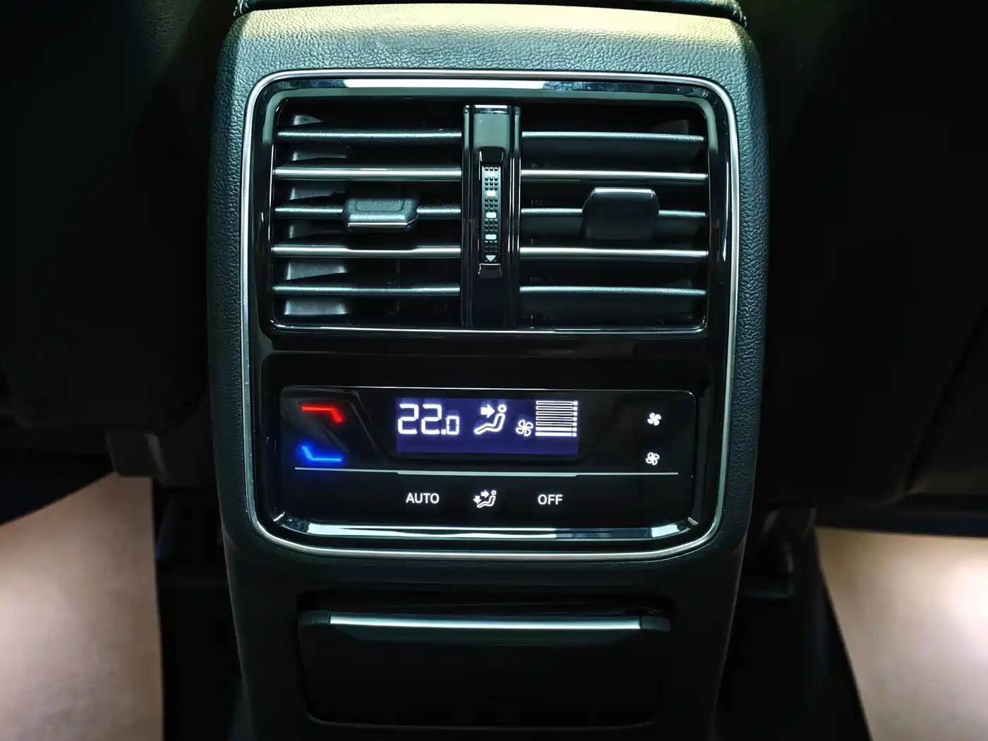 Volkswagen Magotan 2020 330TSI DSG Luxury фото 16