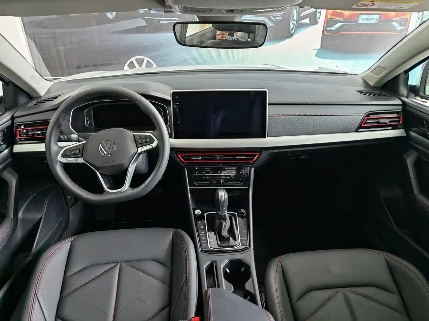 Volkswagen Lavida 2024 Model 300TSI DSG Starlight Leading Edition фото 8