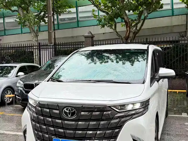 Toyota Alphard Гибрид, 2.5L, Премиум, Золотая