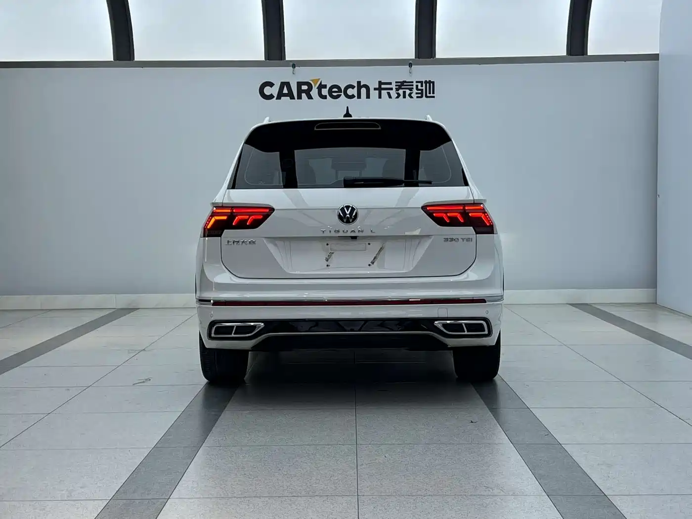 Volkswagen Tiguan L 2022 330TSI Auto 2WD R-Line Premium Edition фото 5