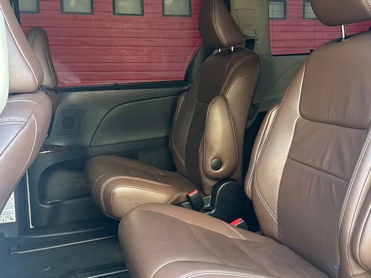 Toyota Sienna 2018 2016 3.5L 4WD LIMITED