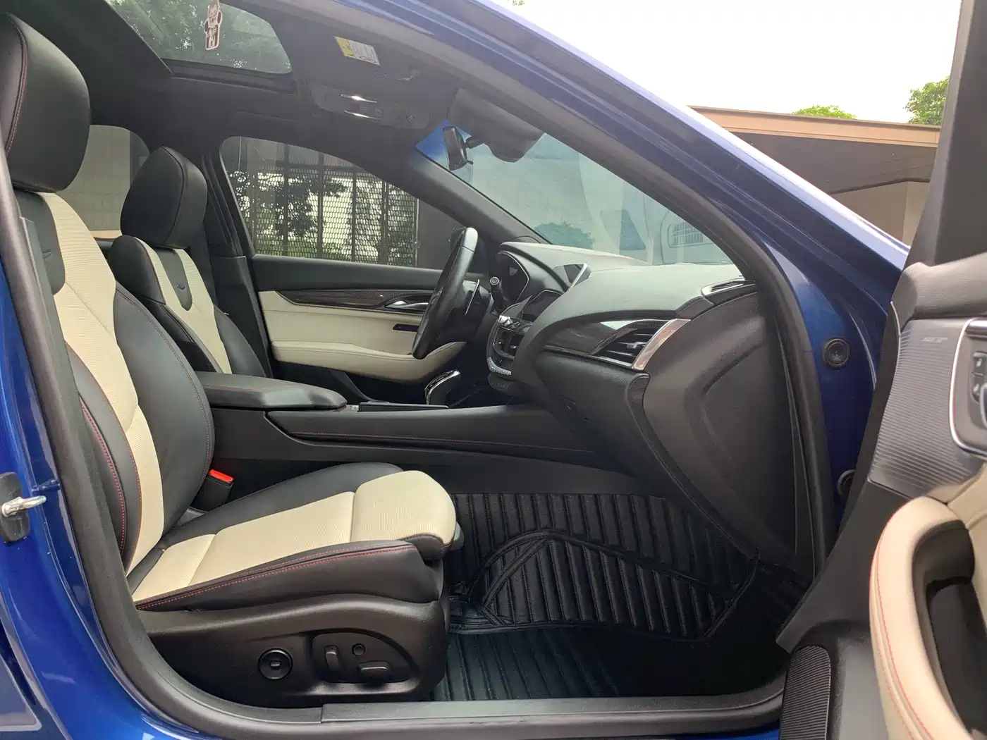 Cadillac CT5 2020 Facelift 28T Platinum Sport Edition фото 12