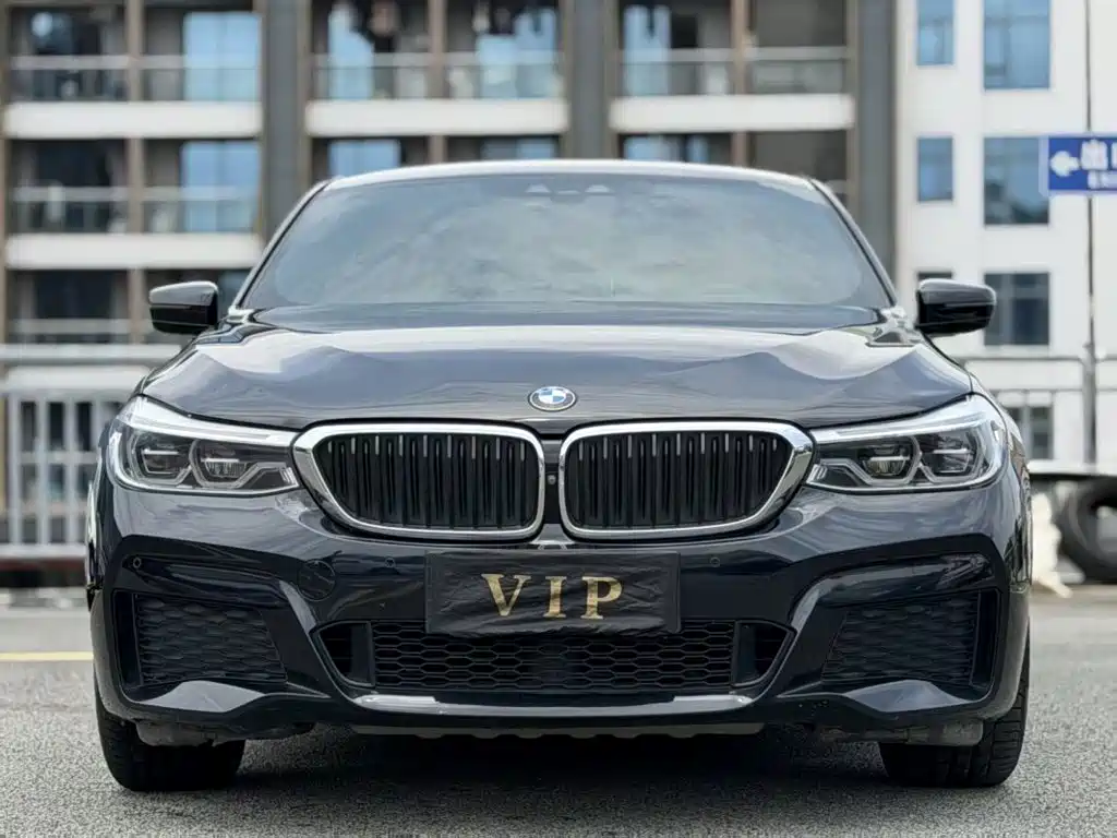 Photo 3 - BMW 6 Series GT
