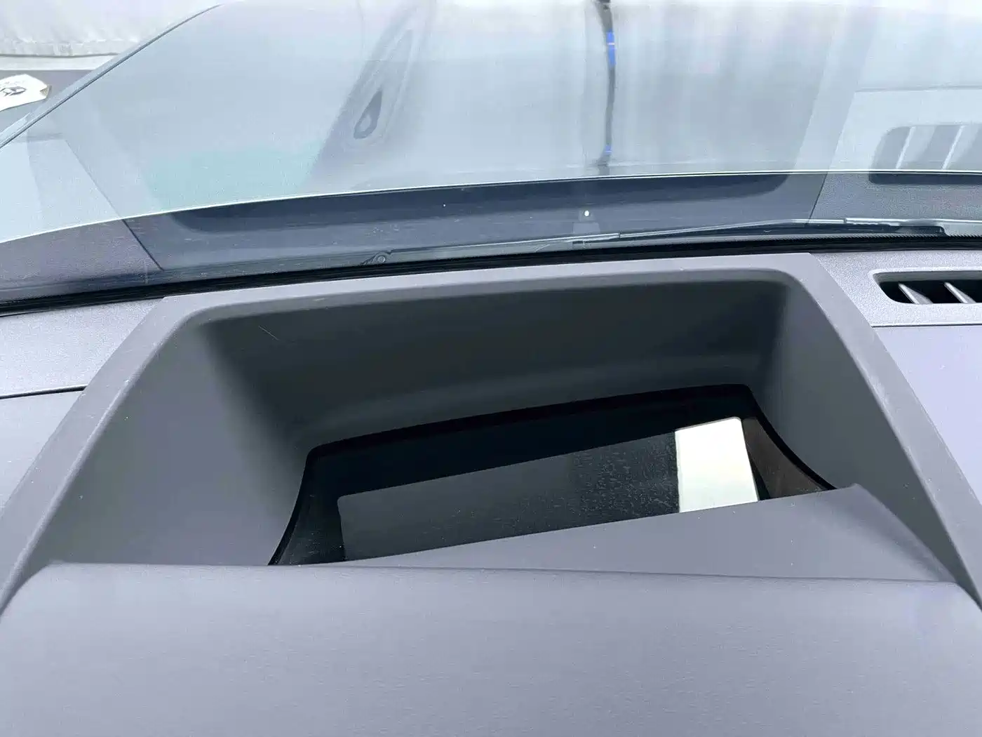 Fang Cheng Bao Titanium 7 2026 2025 AWD Base Model