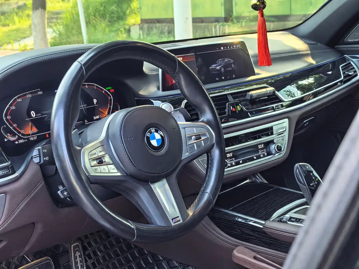 BMW 7 Series 2021 Model 730Li M Sport Package фото 16