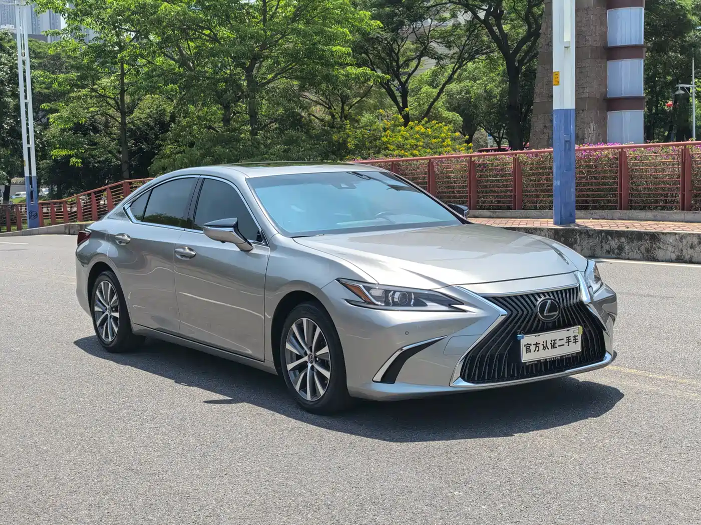 Lexus ES 2018 200 Excellence Edition China V фото 3