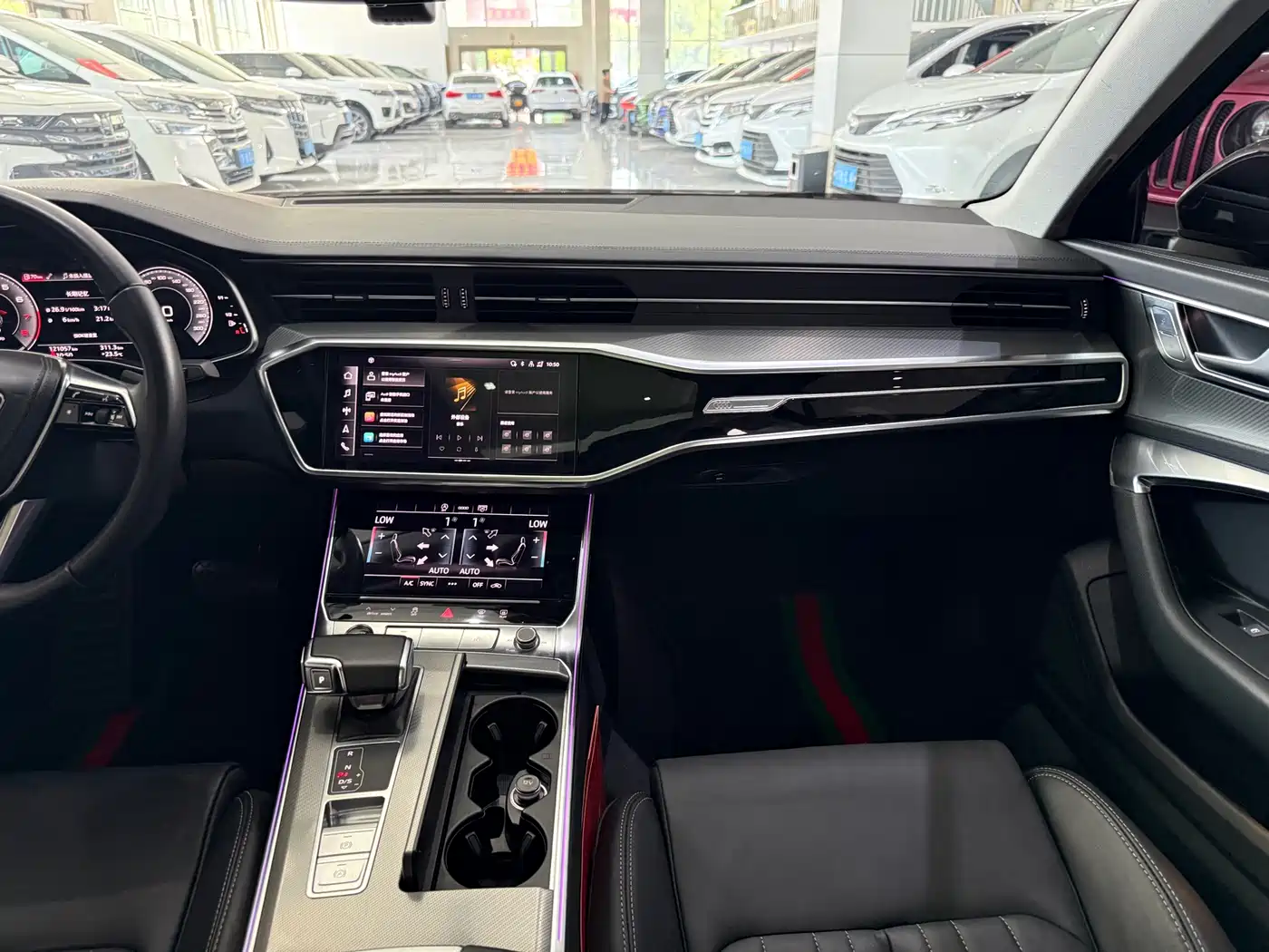 Audi A6L 2023 45 TFSI Premium Selection Elegance фото 14