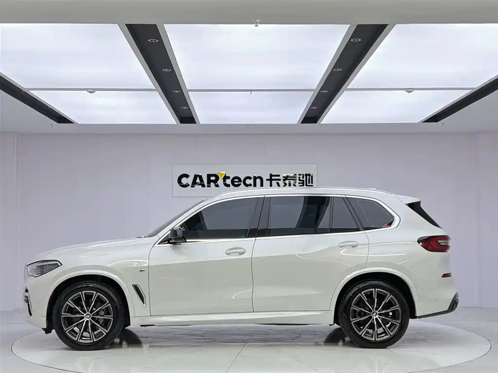 BMW X5 2022 Facelift xDrive 30Li Premium M Sport Package фото 2
