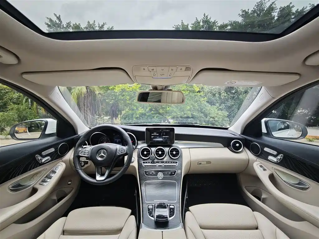 Mercedes-Benz C-Class 2015 Facelift C 200 L Sport фото 9