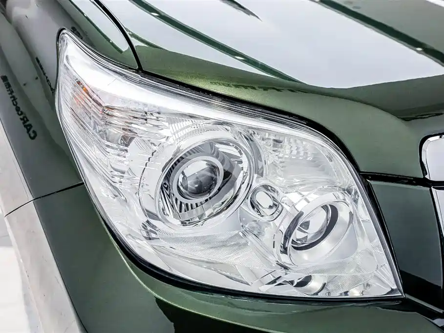 Toyota Prado 2010 4.0L Automatic TX-L фото 18