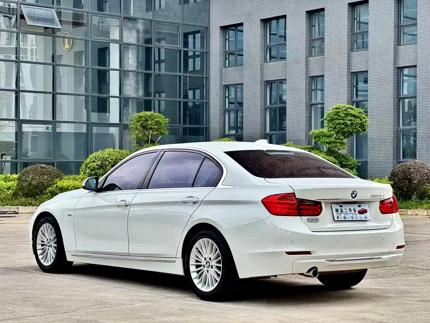 BMW 3 Series 2014 320Li Luxury Design Package фото 7