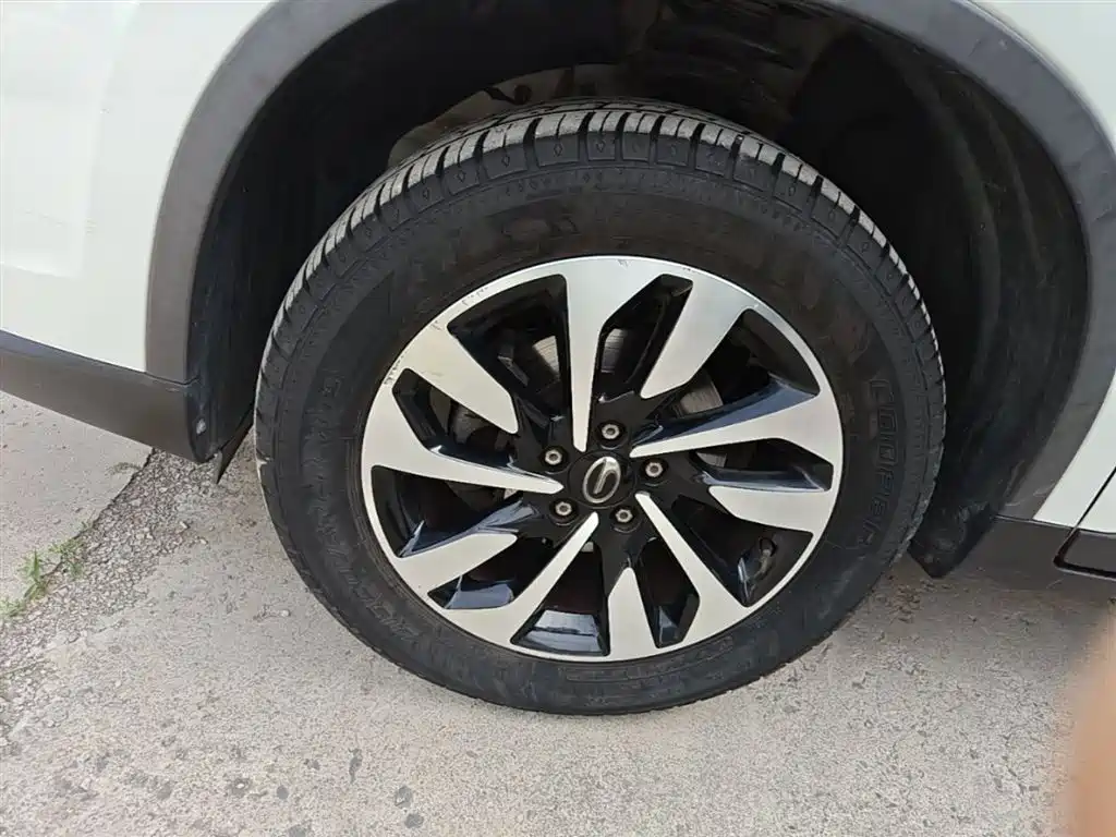 GAC Trumpchi Trumpchi GS4 2019 270T Manual 2WD Elite Edition фото 23