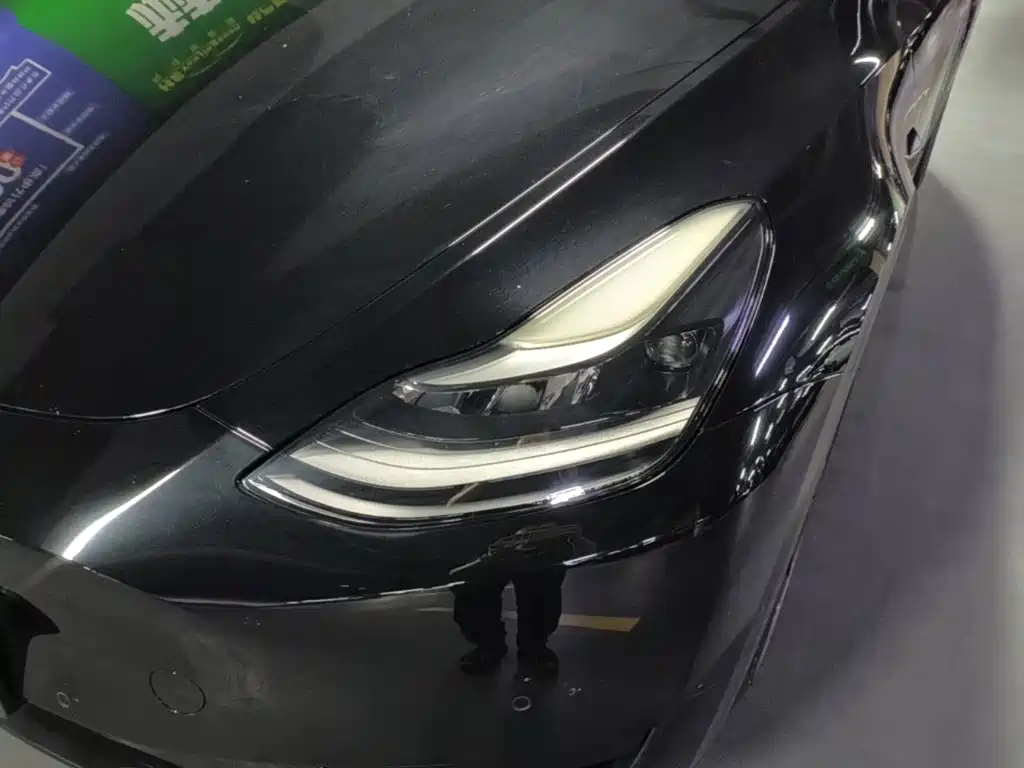Фото 24 - Tesla Model Y