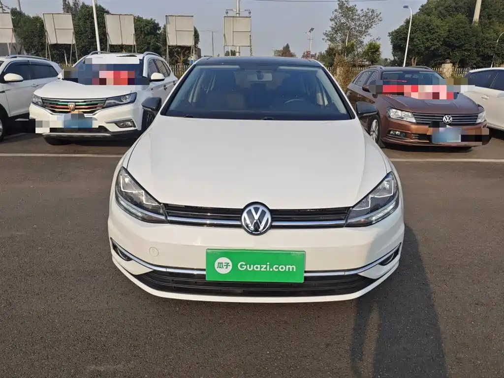 Volkswagen Golf 2018 230TSI Automatic Comfort фото 3