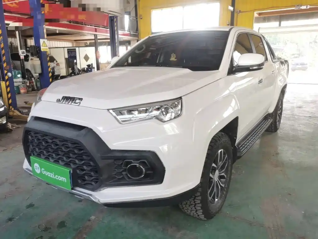 Jiangling Yuhu 7 2020 2020 Model 2.0T Diesel Automatic 2WD Comfort Short Wheelbase China VI JX4D20A6L