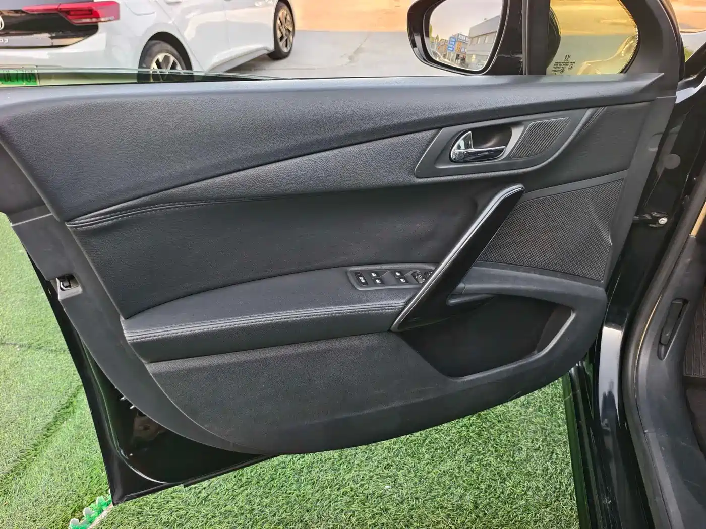 Peugeot 508 2011 2.3L Automatic Flagship фото 7