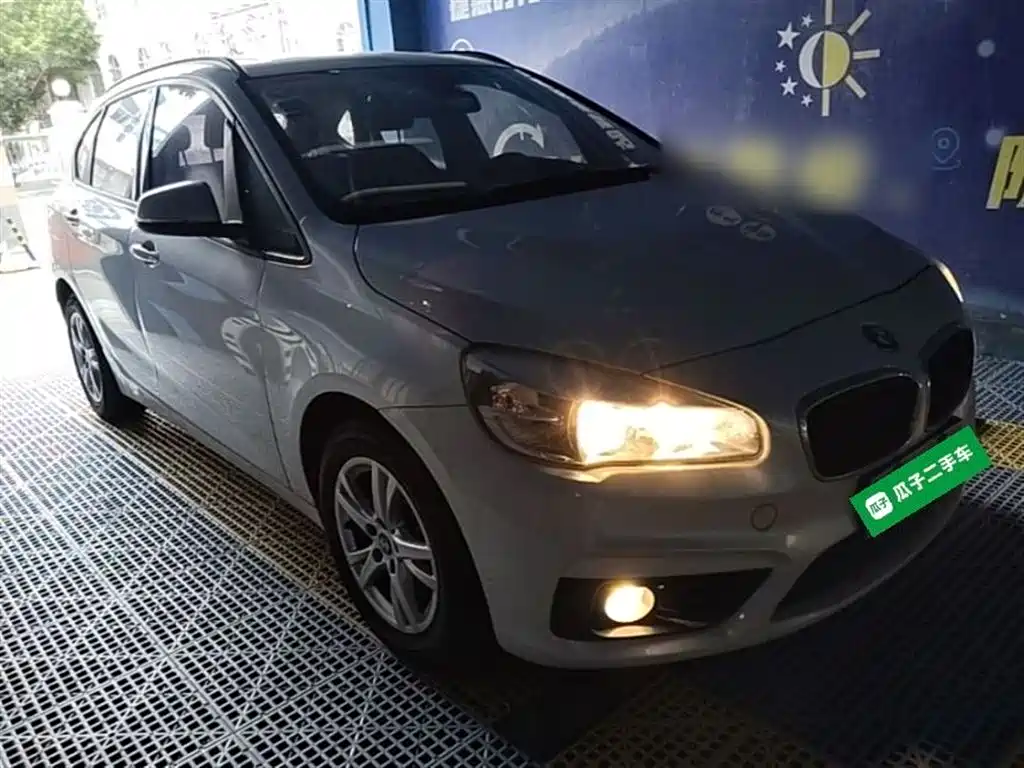 BMW 2 Series Tourer (Import) 2015 218i Leading Type фото 4
