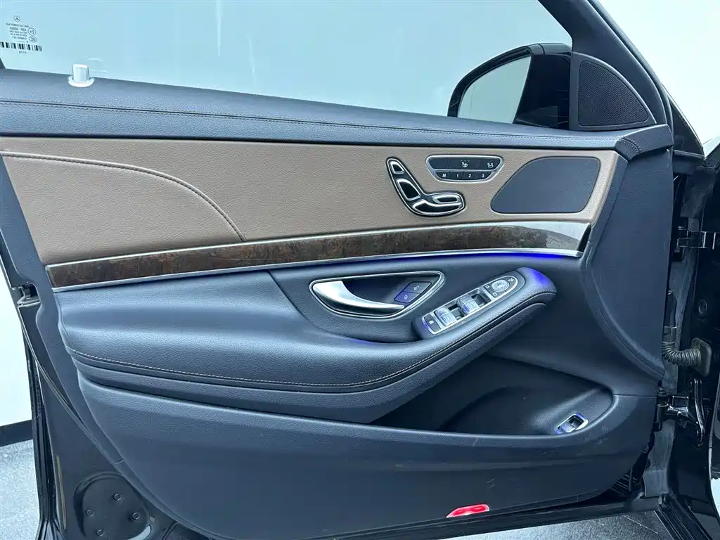 Mercedes-Benz S-Class 2019 S 350 L Premium Ultimate Edition фото 5