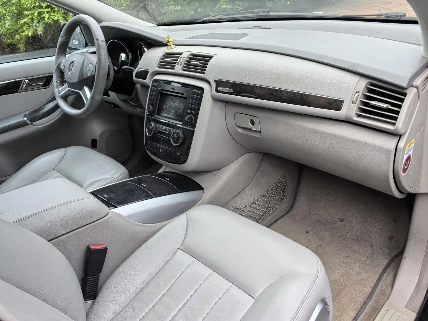 Mercedes-Benz R-Class 2010 R 350 L 4MATIC Grand Edition фото 15