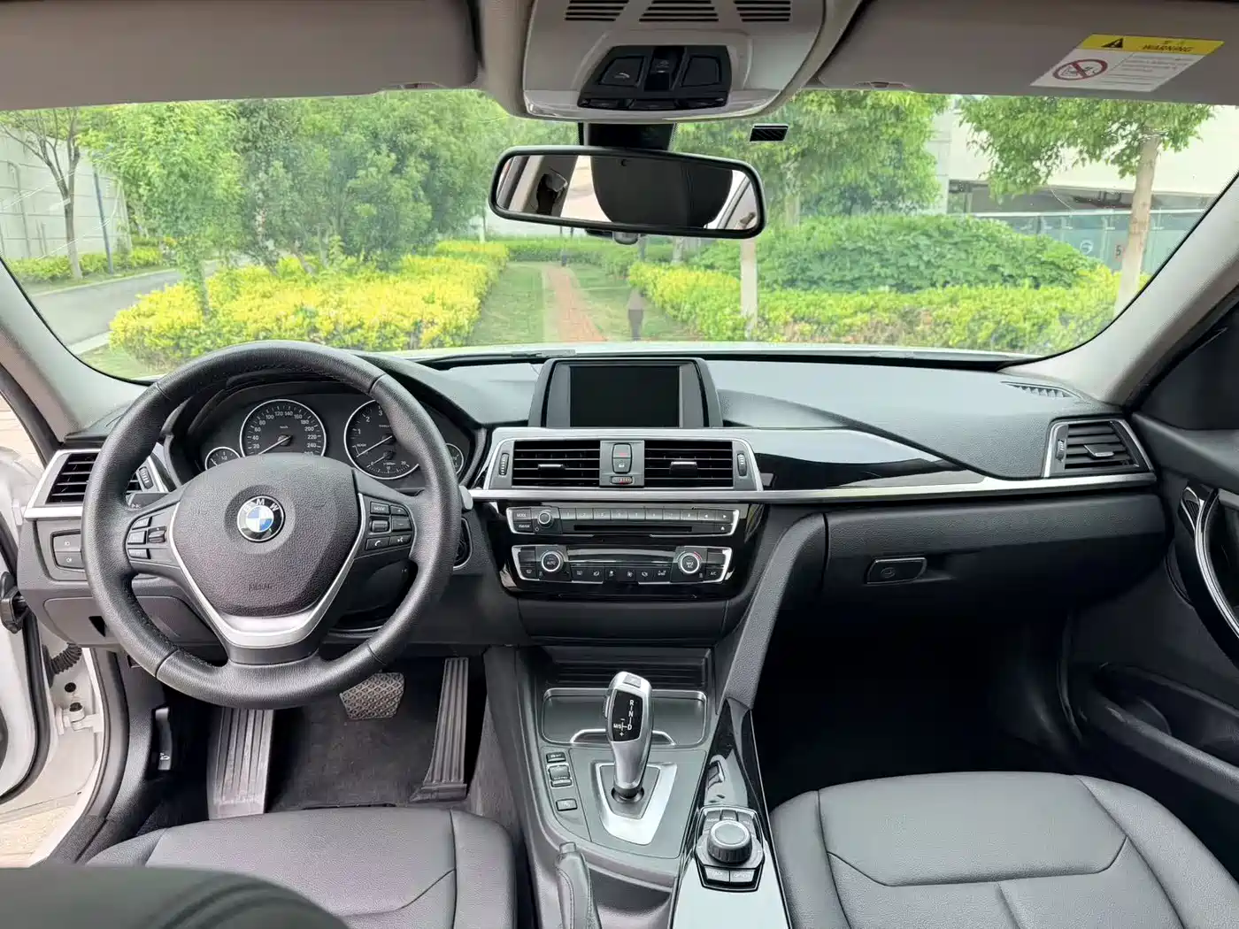 BMW 3 Series 2017 320Li Fashion фото 9