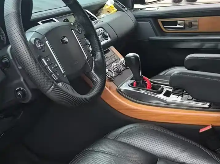 Land Rover Range Rover Sport 2012 3.0 TDV6 HSE Diesel Version фото 2