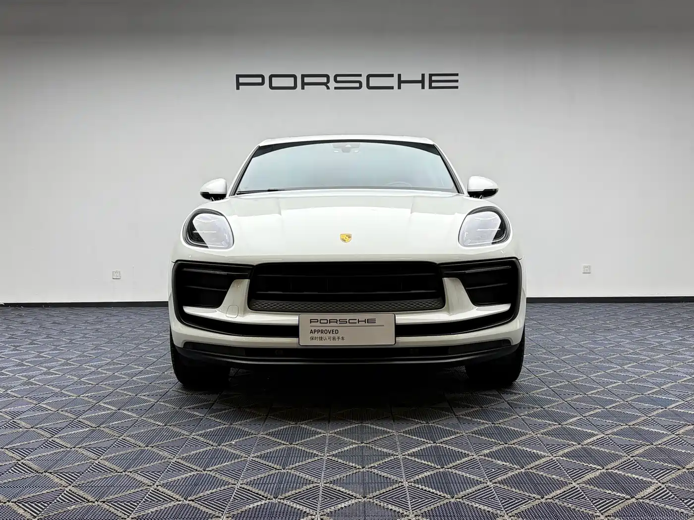 Porsche Macan 2023 Macan 2.0T фото 9