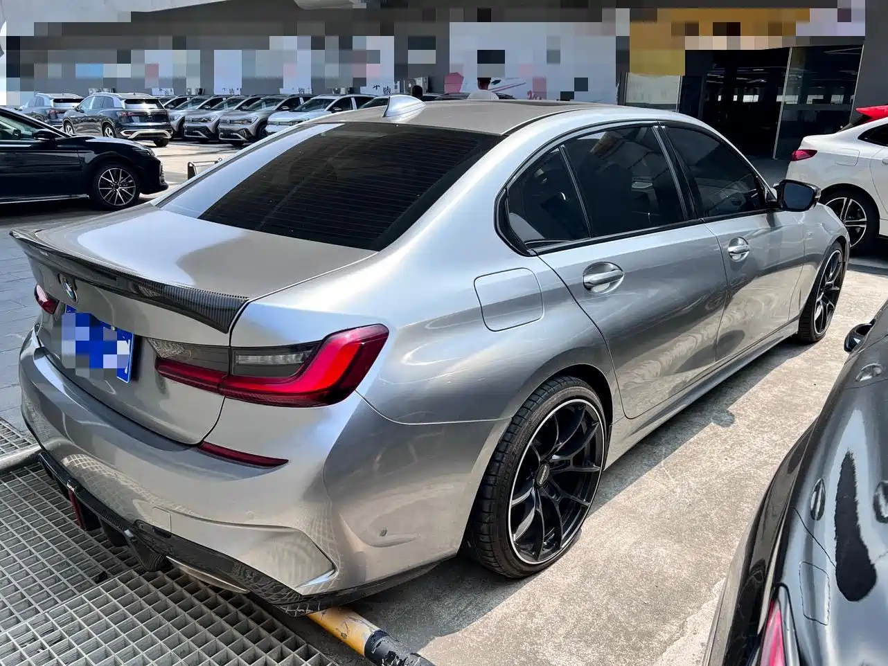 BMW 3 Series 2022 325Li M Sport Shadow Edition фото 21
