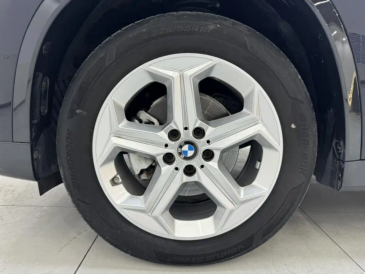 BMW X1 2023 sDrive20Li X Design Package фото 8