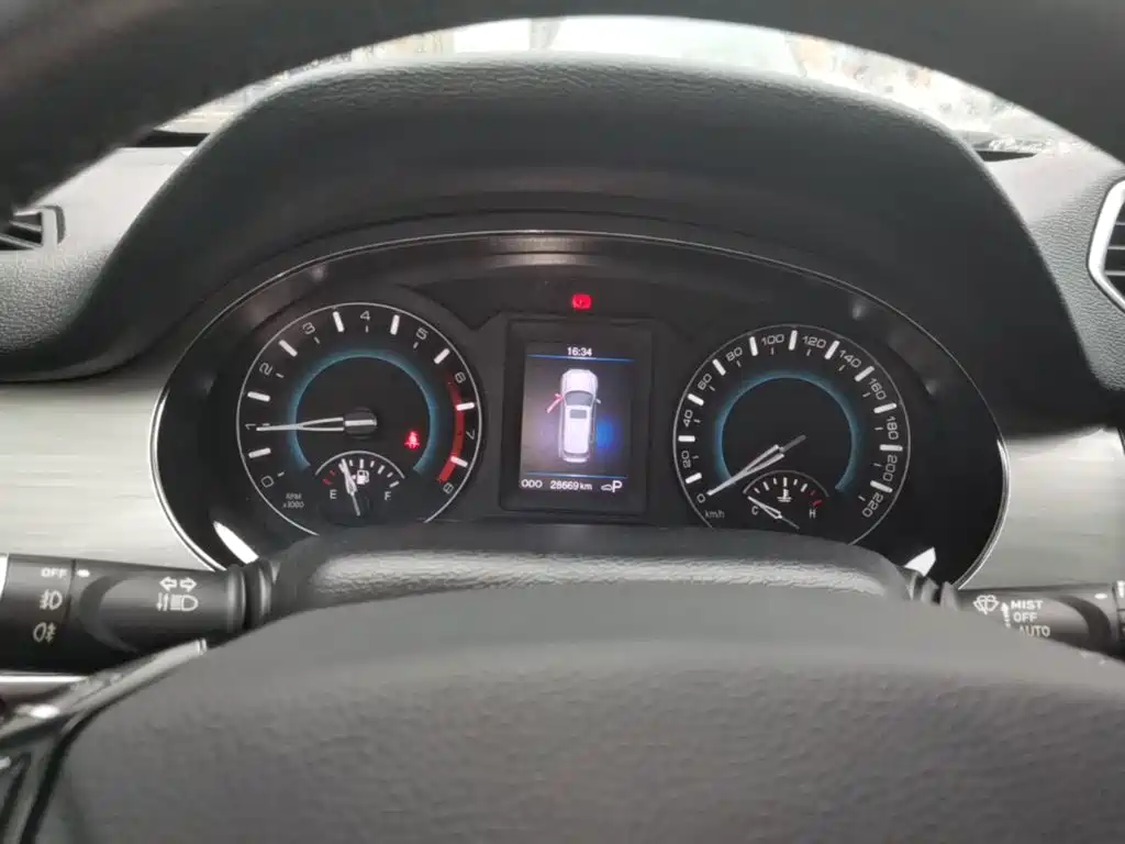 Photo 19 - Haval H2