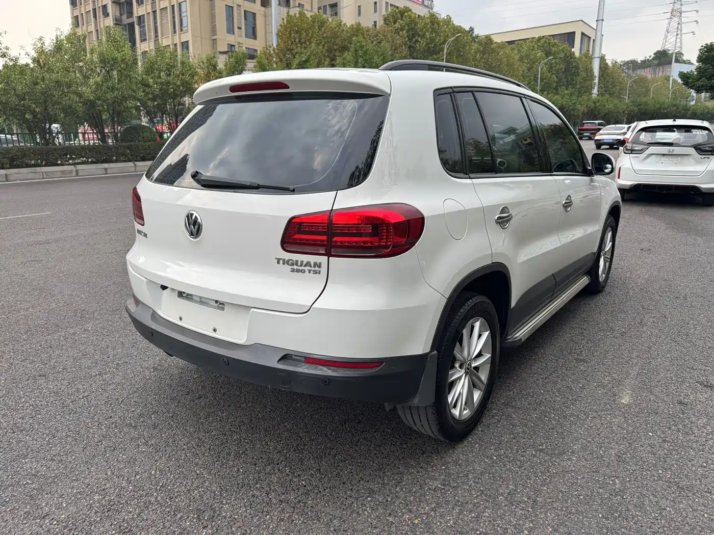 Фото 9 - Volkswagen Tiguan