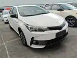 Фото 4 - Toyota Corolla