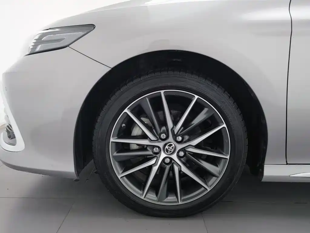 Toyota Camry 2024 2023 2.5G Luxury Edition