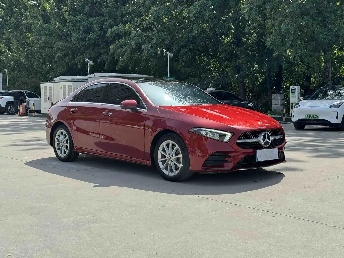 Mercedes-Benz A-Class 2019 A 200 L Sport Sedan фото 3