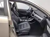 Фото 23 - Geely Vision