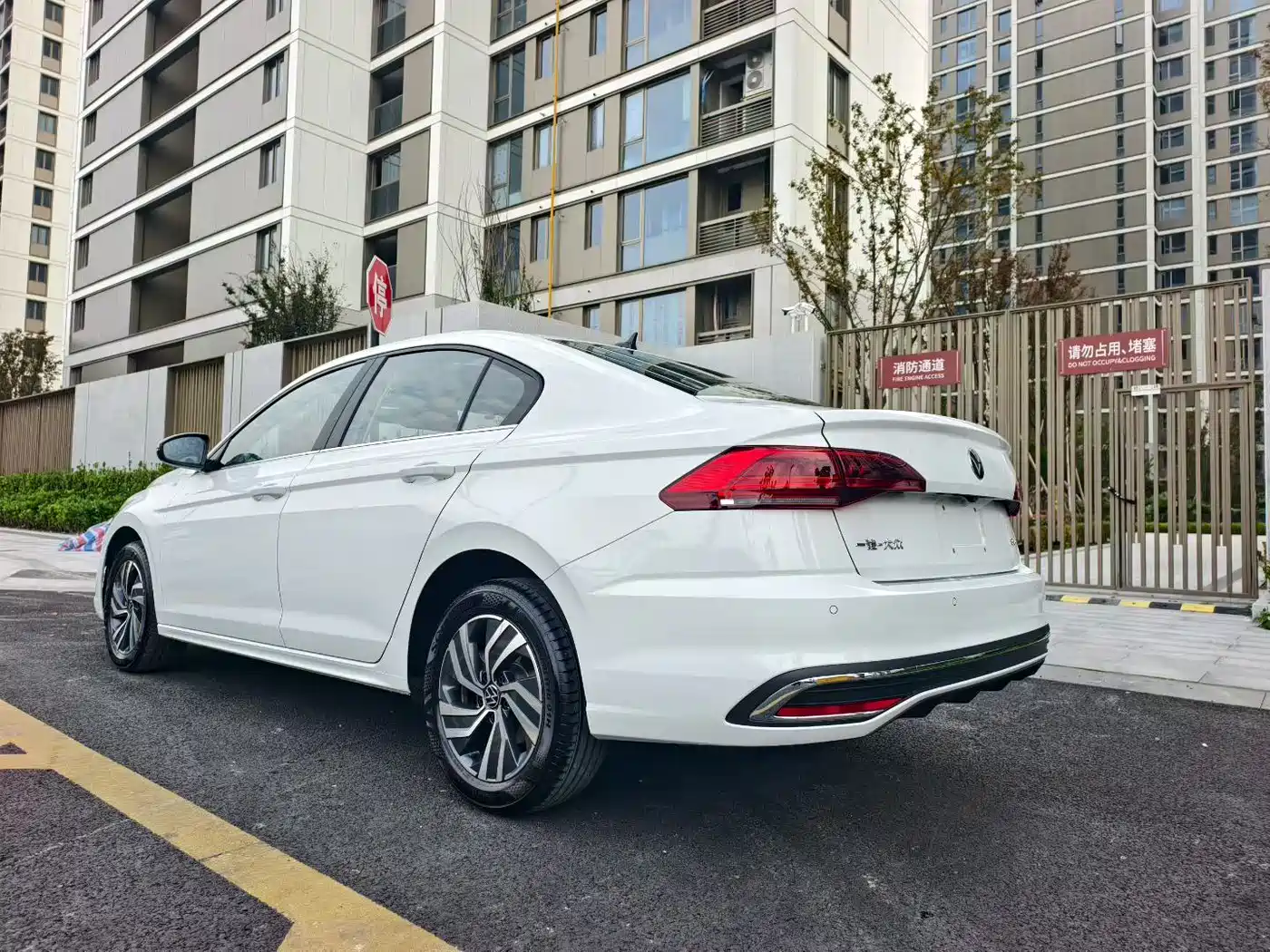 Volkswagen Bora 2026 200TSI DSG Navigation Edition фото 4