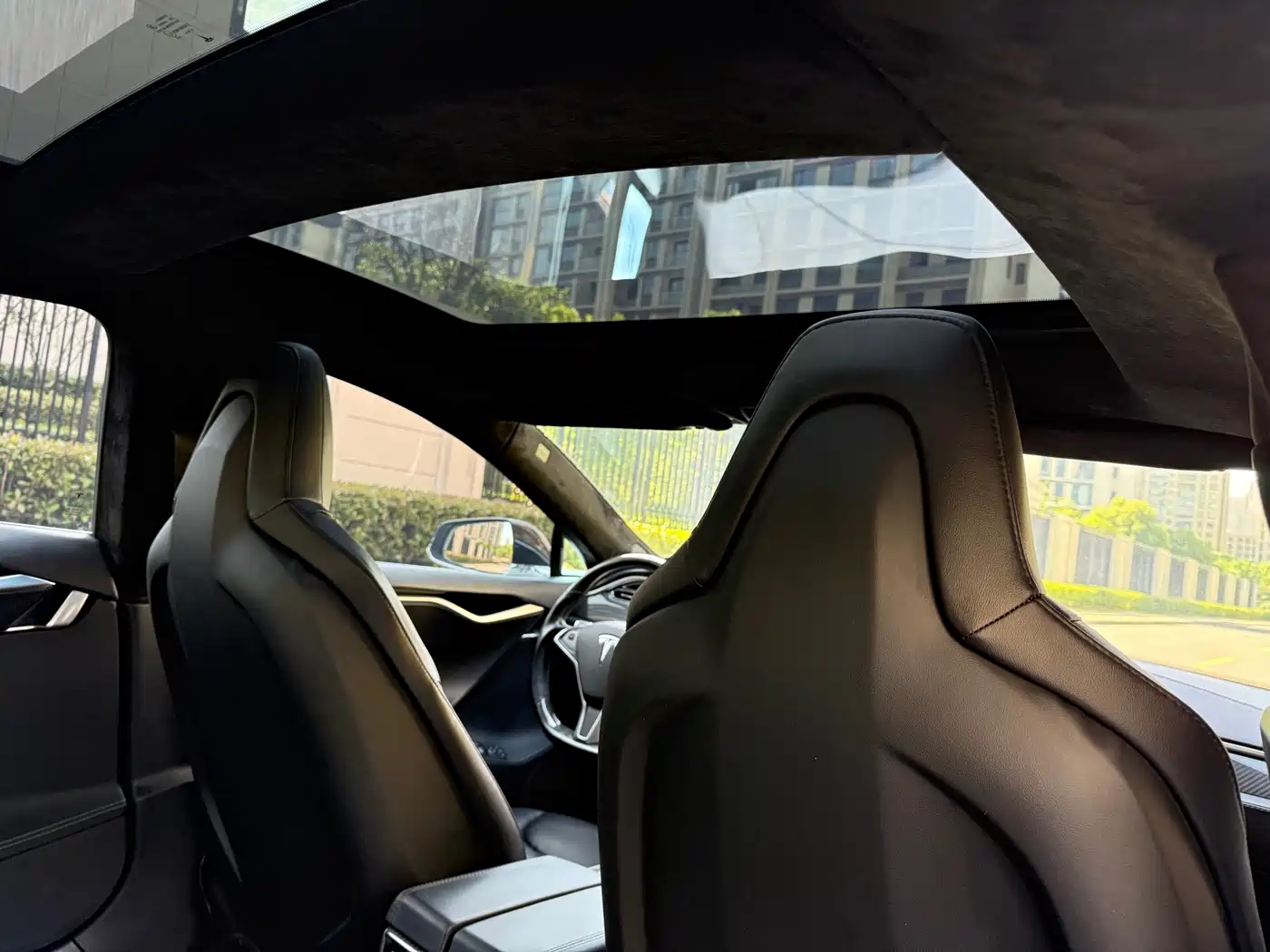 Tesla Model S 2014 Model S 85 фото 17