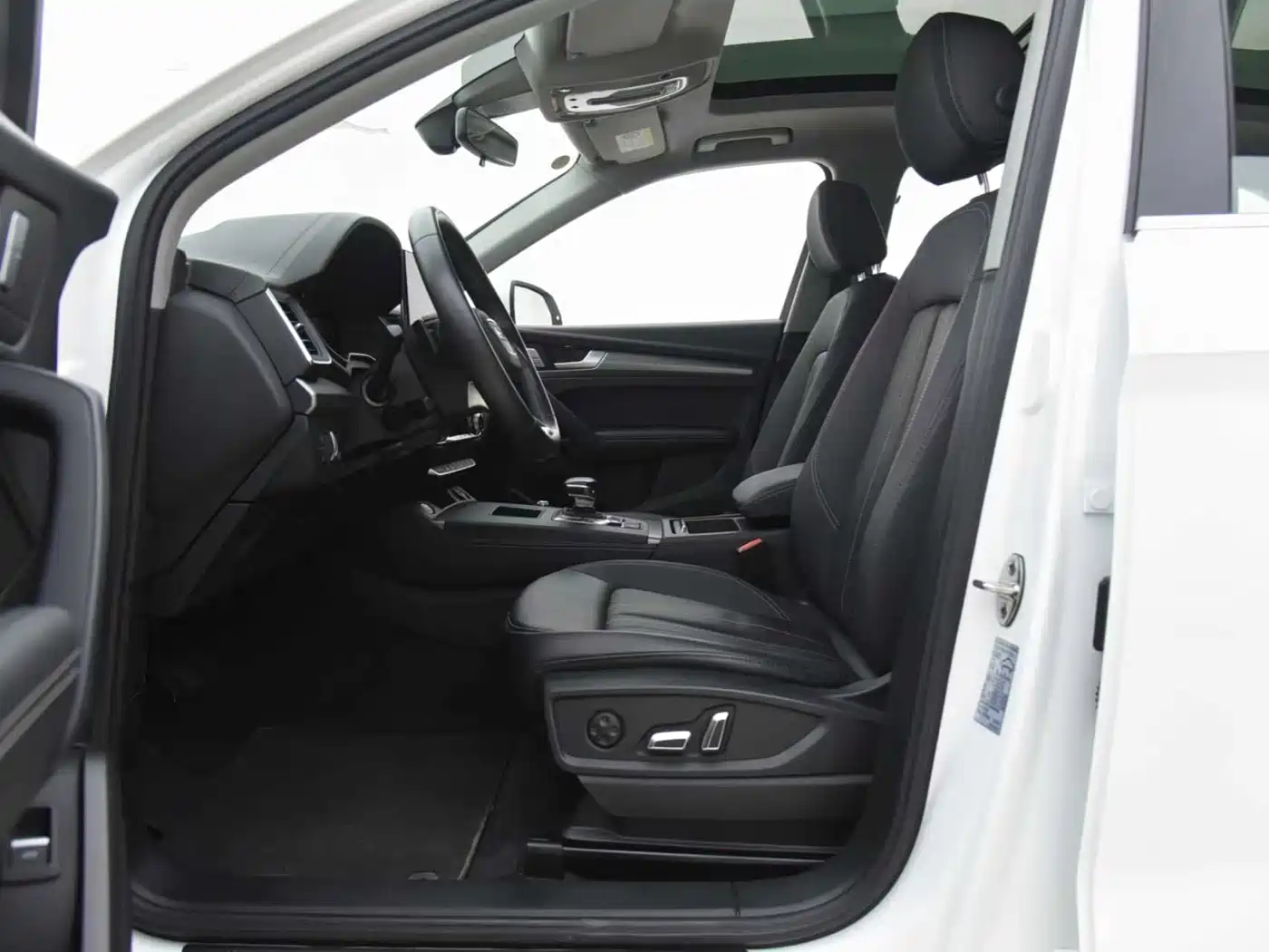 Audi Q5L 2023 40T Fashion Elegance фото 8
